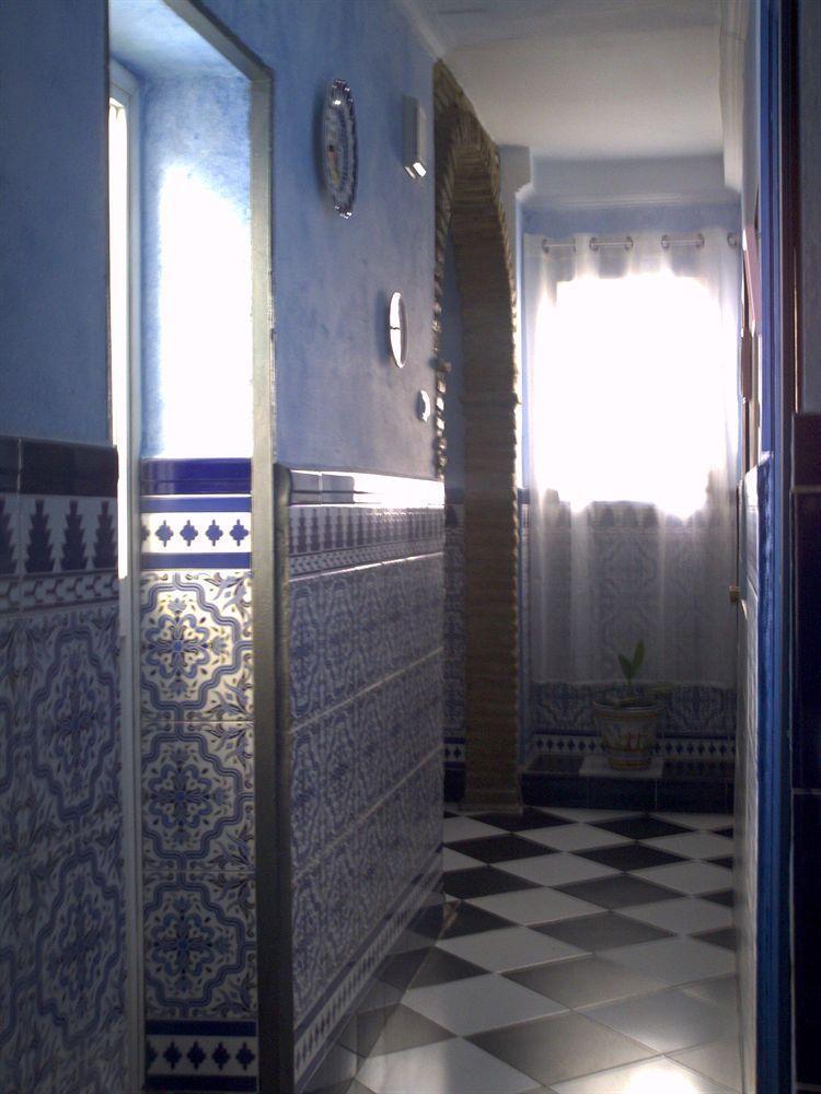 Hostal Lis Seville Exterior photo