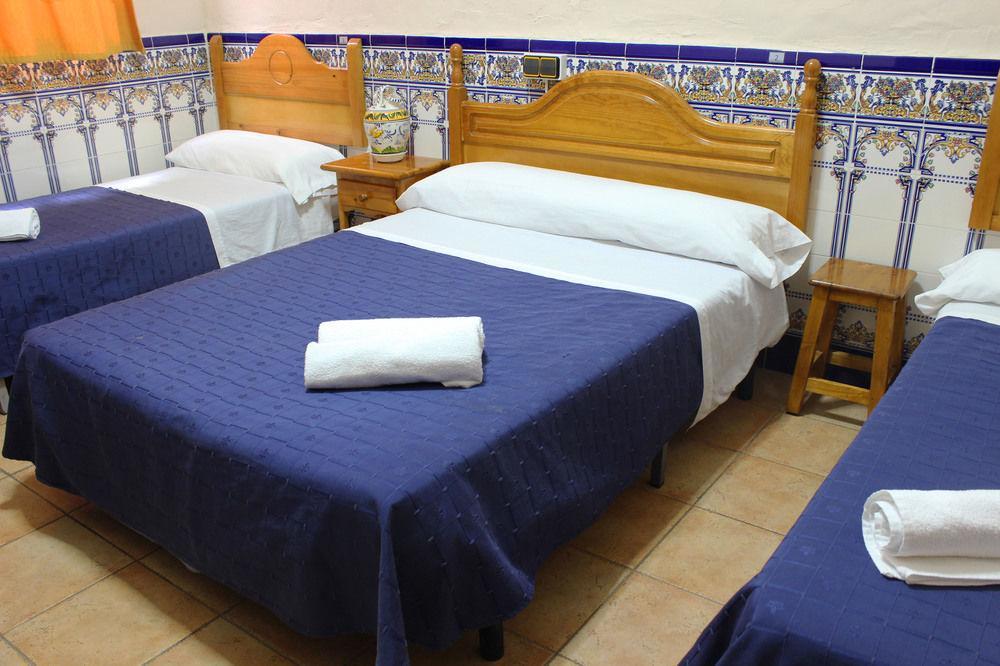 Hostal Lis Seville Exterior photo