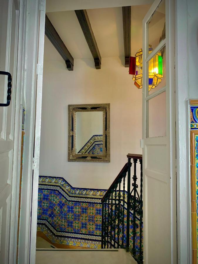 Hostal Lis Seville Exterior photo