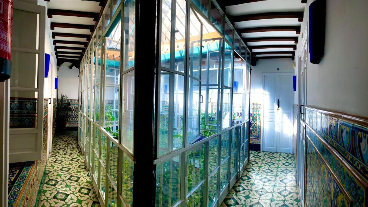 Hostal Lis Seville Exterior photo