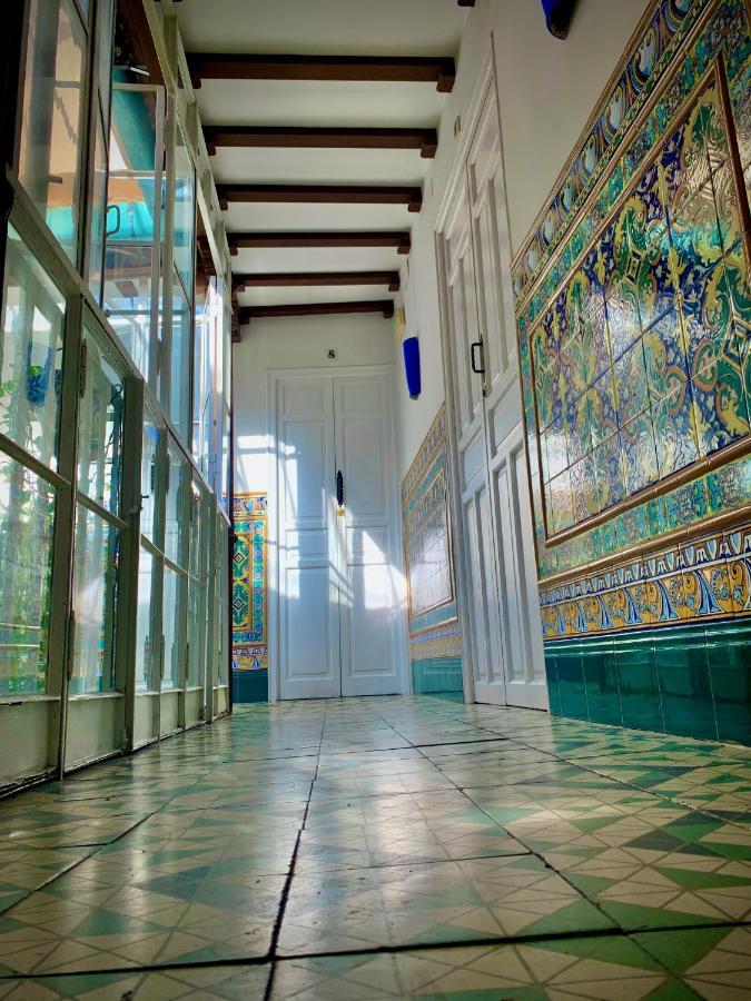 Hostal Lis Seville Exterior photo